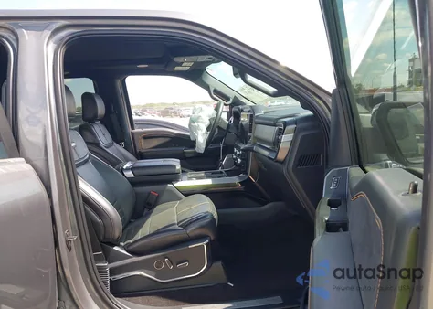 2022 Ford F150 Platinum из США, поврежденный, VIN 1FTFW1E8XNFA93868